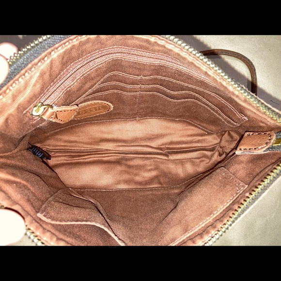 Clearance 🛍 Small brown fossil crossbody. - Picture 7 of 7